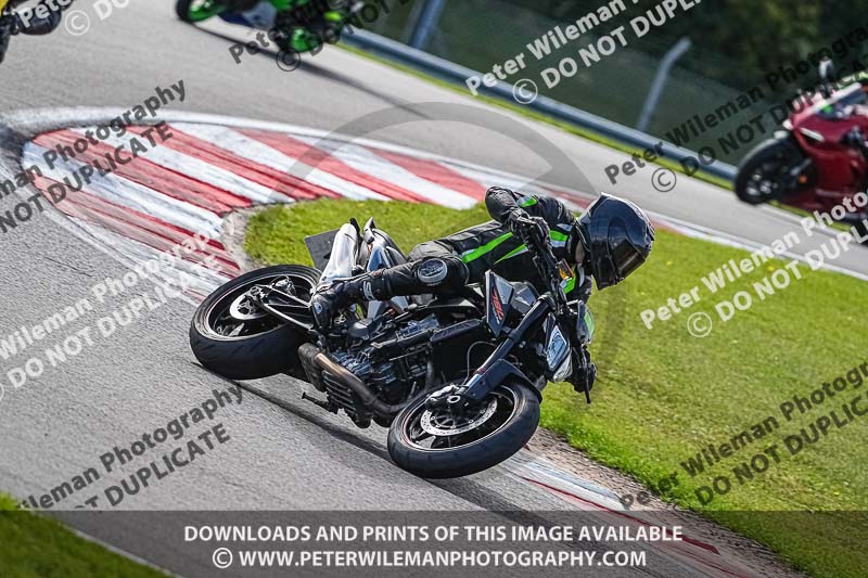 donington no limits trackday;donington park photographs;donington trackday photographs;no limits trackdays;peter wileman photography;trackday digital images;trackday photos